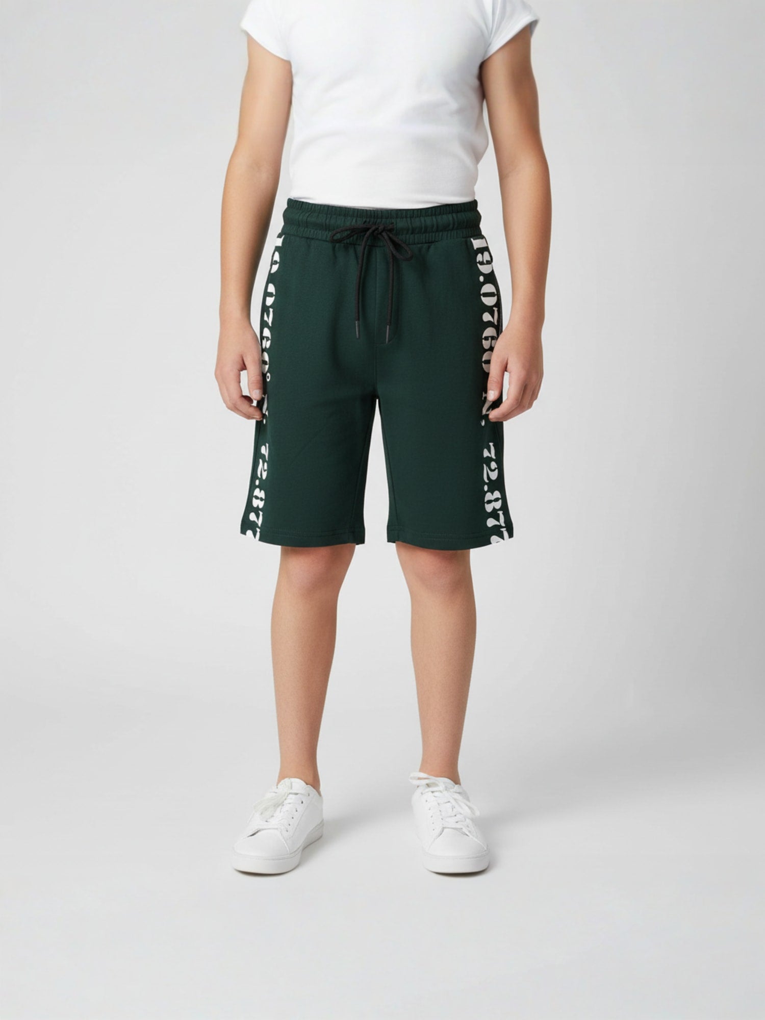 GREEN LYCRA PLAIN SHORTS WITH 2 SIDE ZIPPERS