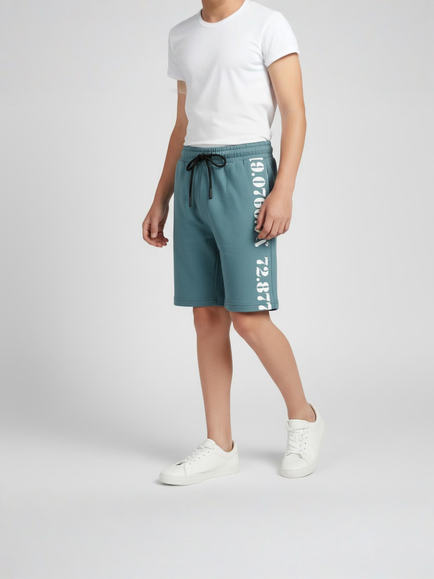 LIGHT SKY BLUE LYCRA PLAIN SHORTS WITH 2 SIDE ZIPPERS
