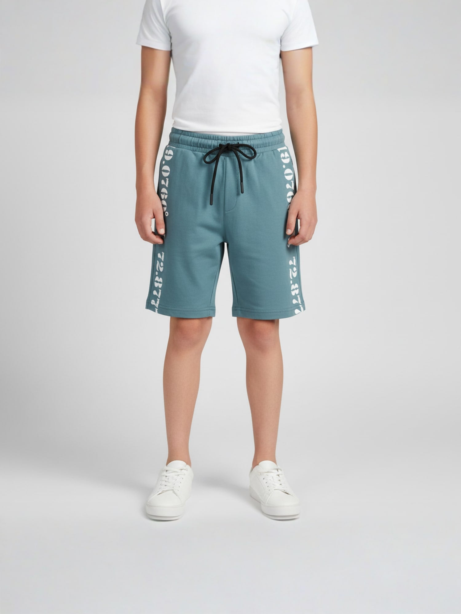 LIGHT SKY BLUE LYCRA PLAIN SHORTS WITH 2 SIDE ZIPPERS