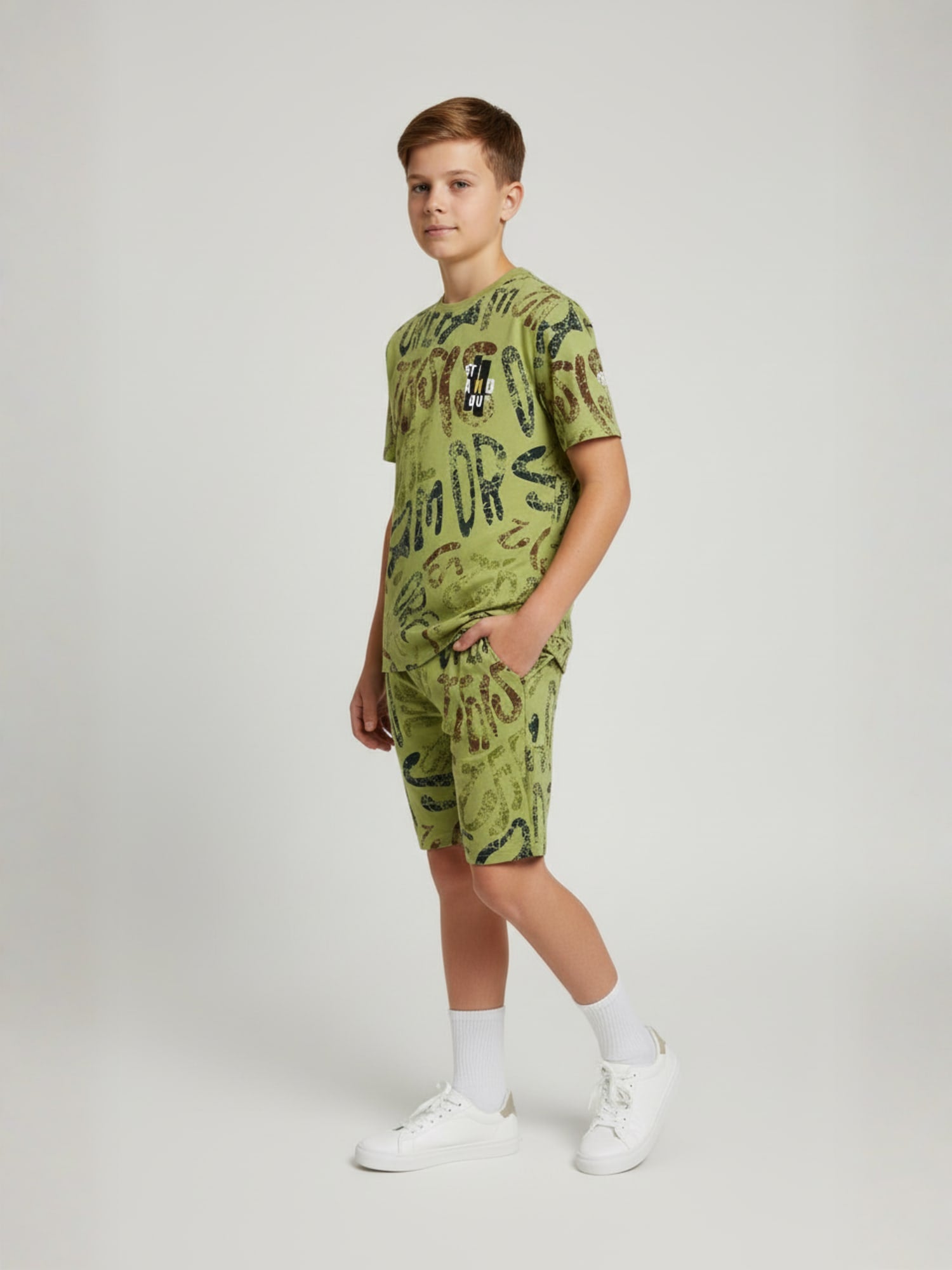 KHAKI URBANBOYS CLUB SIGNATURE SHORTS CO-ORD SET