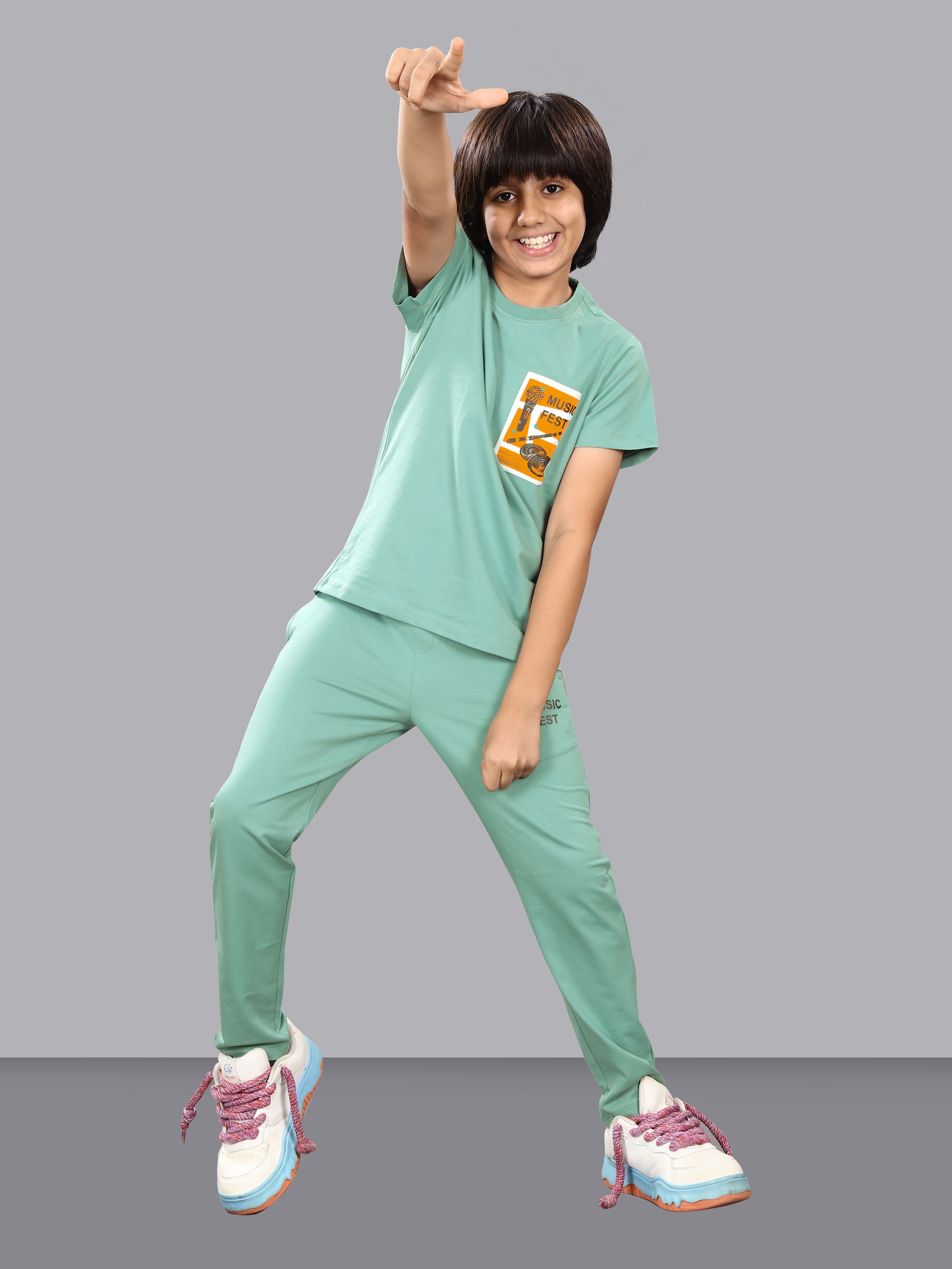 MINT GREEN FULL PANT CO-ORDS WITH A TOUCH OF CLASS