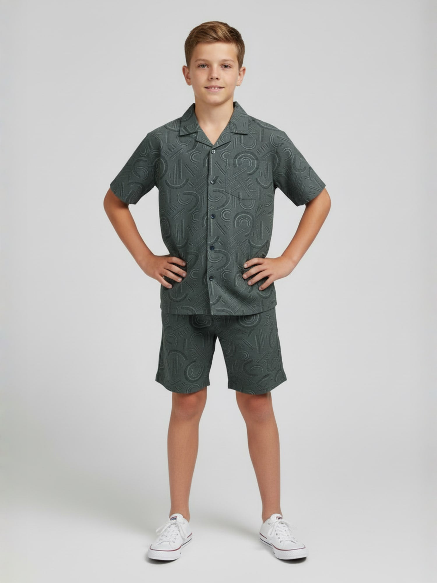 ASSORTED PRINTS COTTON SHORTS & CUBIC COLLAR CO-ORD SET