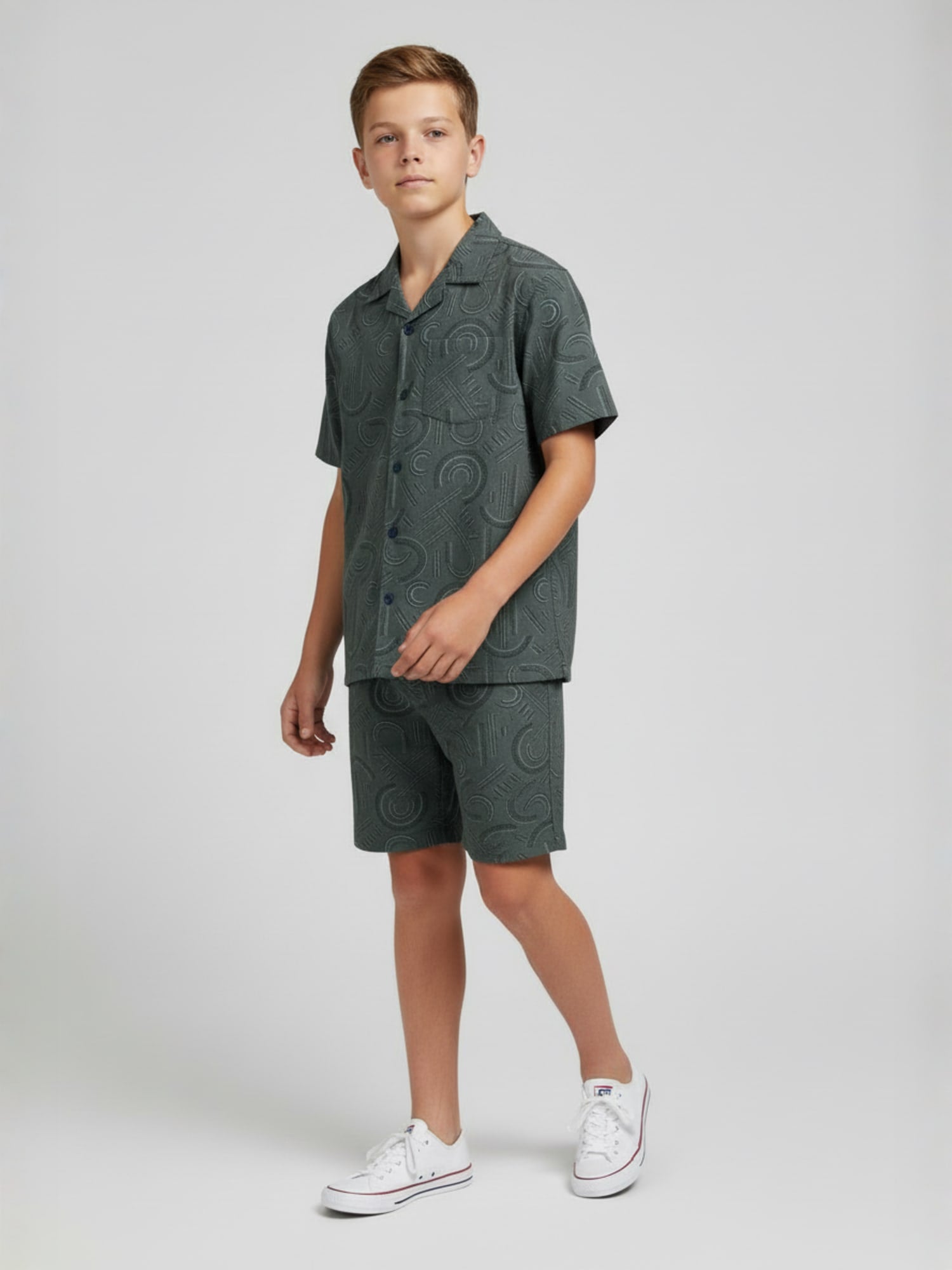 ASSORTED PRINTS COTTON SHORTS & CUBIC COLLAR CO-ORD SET