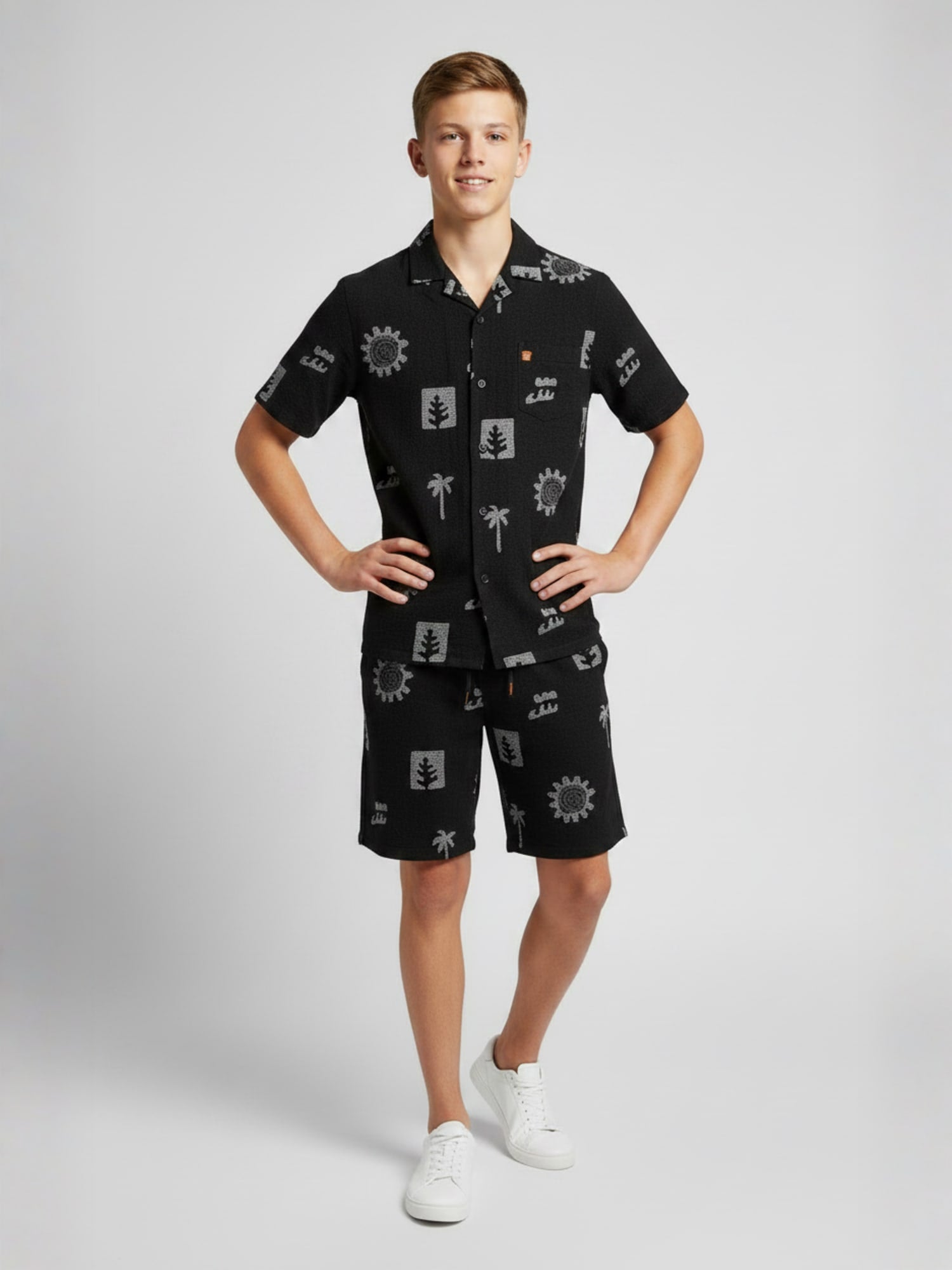 BLACK COTTON SHORTS CUBIC COLLAR CO-ORD SET