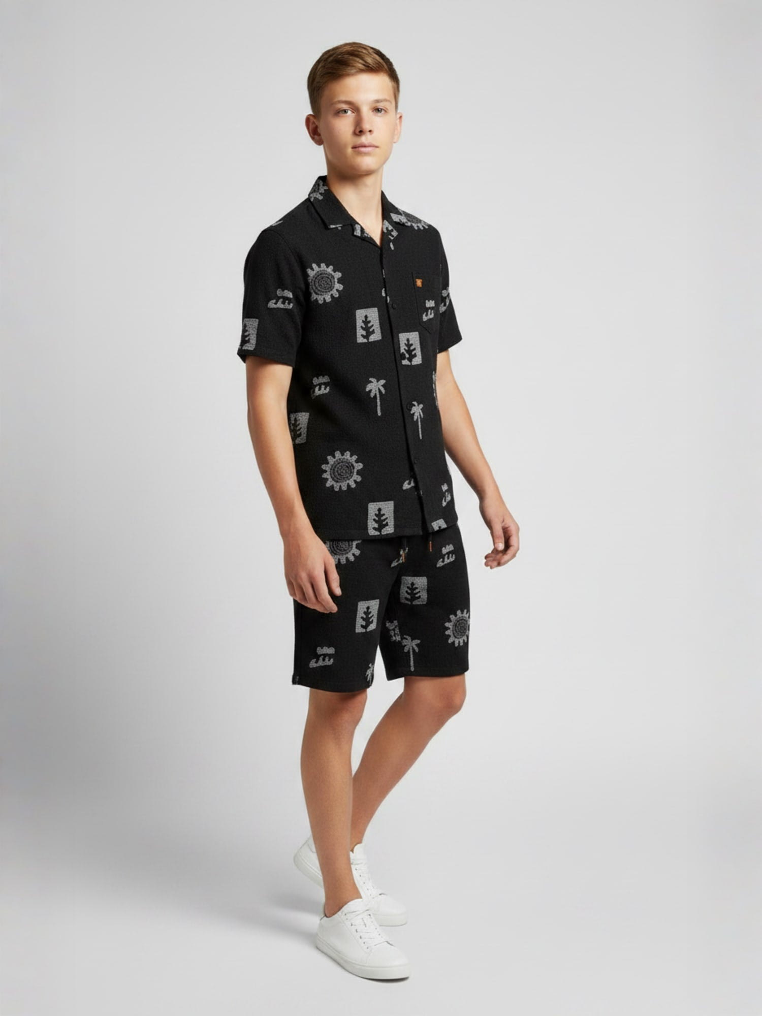 BLACK COTTON SHORTS CUBIC COLLAR CO-ORD SET