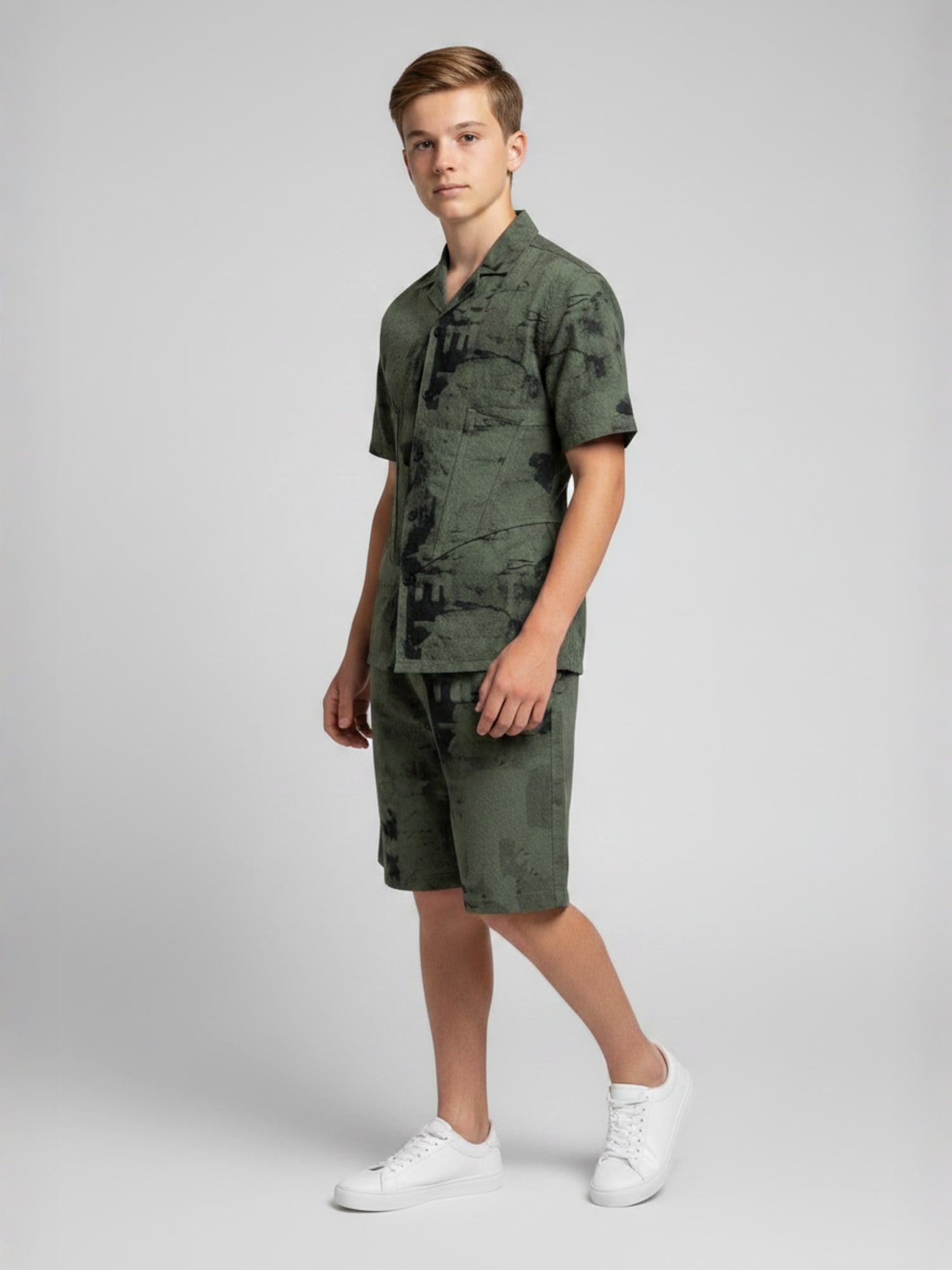 OLIVE COTTON SHORTS CUBIC COLLAR CO-ORD SET